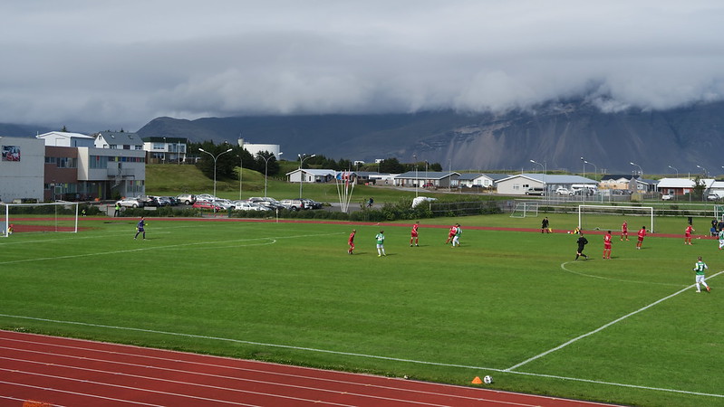 Fótboltaleikur á Höfn í Hornafirði