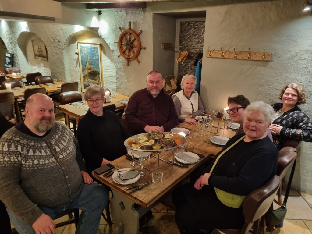Úti að borða á Nyhavns færgekro.