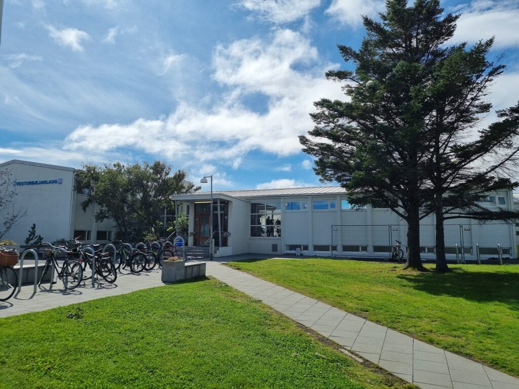 Vesturbæjarlaugin í Reykjavík.